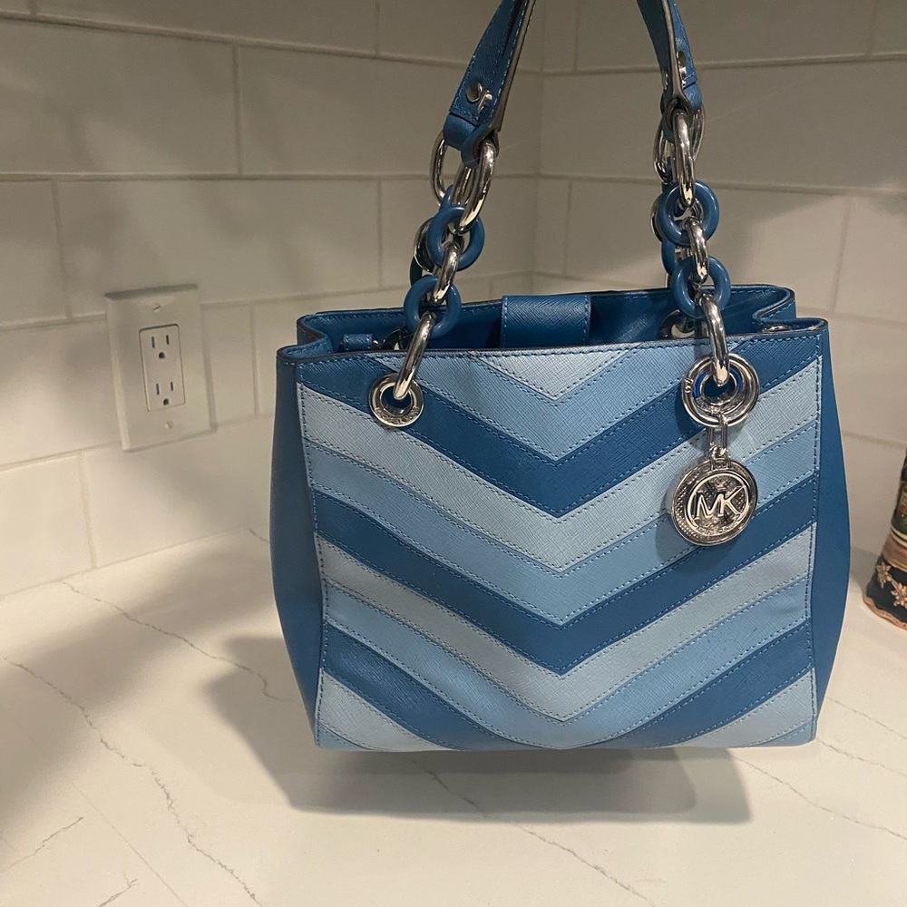Micheal Kors Chevron Light Blue Handbag